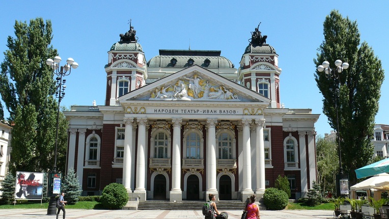 Картинка, поясняваща отворен въпрос